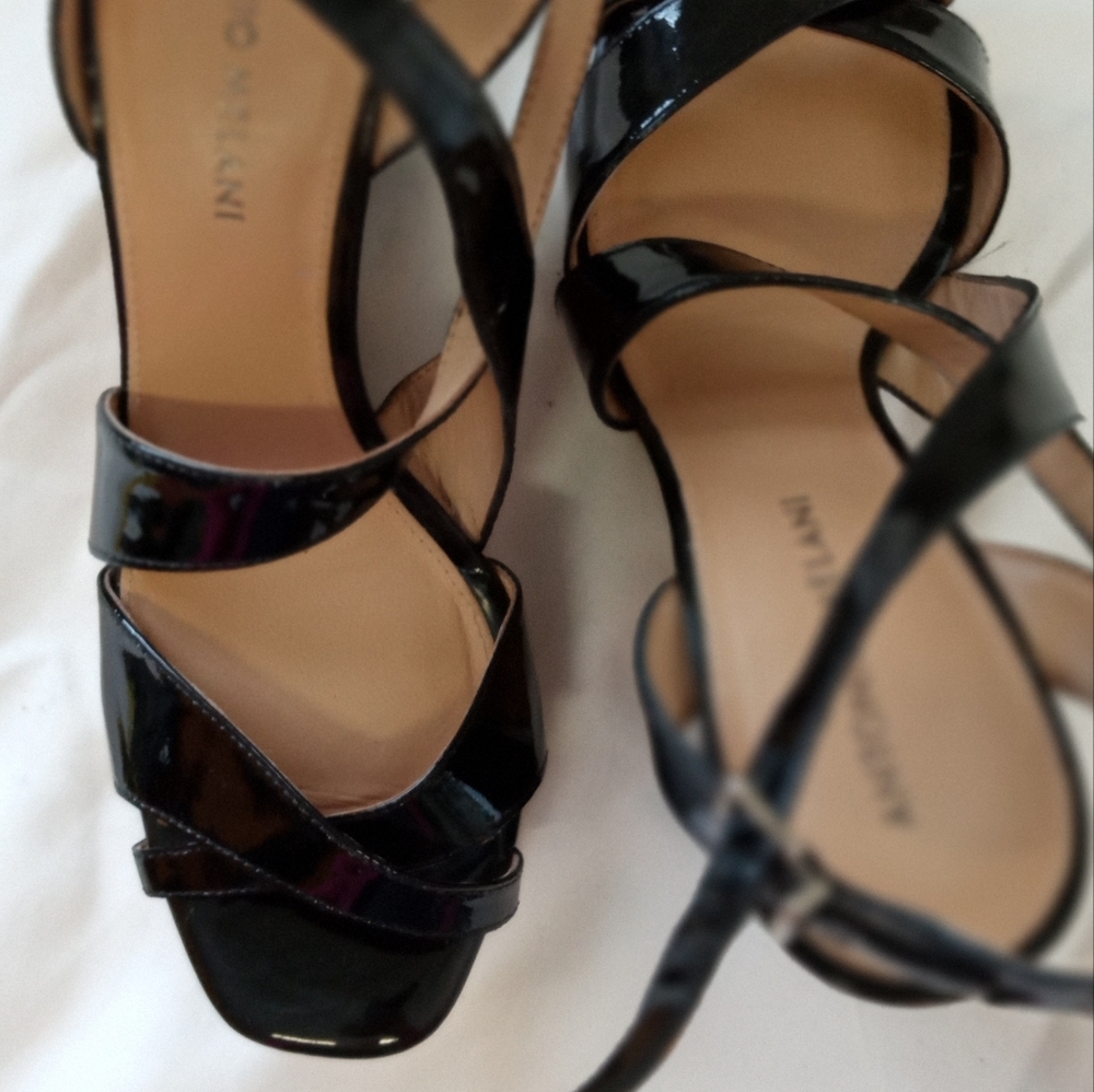 Shoes - Picture 4 of 5